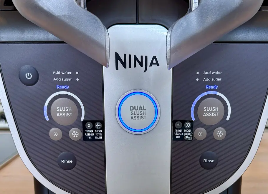 Ninja SLUSHi Twist & Ninja Luxe Café MINI Plus Ninja SLUSHi Twist & Ninja Luxe Café MINI Plus