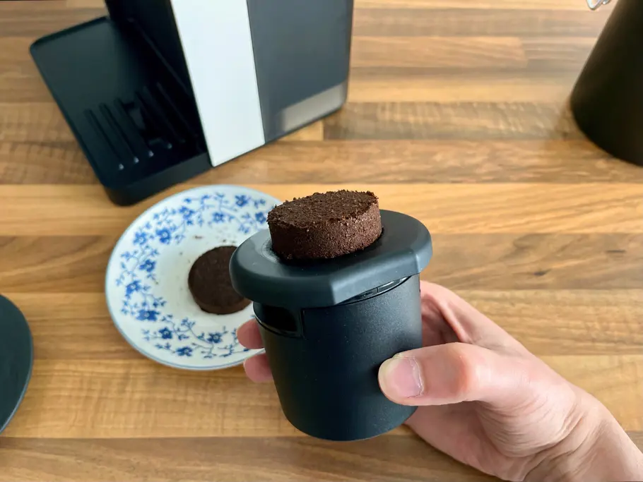 Nivona CUBE 4' Click Cup + Trester