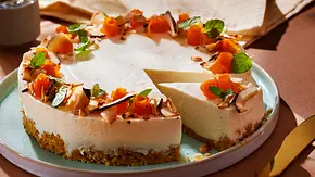 No-bake-carrot-kokos-cheesecake Rezept - Foto: LECKER @ Bauer Media Group