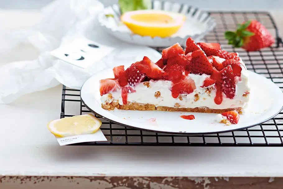 No-Bake-Cheesecake mit Erdbeeren No-Bake-Cheesecake mit Erdbeeren Rezept