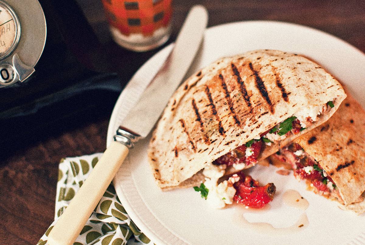 Nonnas Überraschung: Würzig gefüllte Vollkorn-Panini Rezept