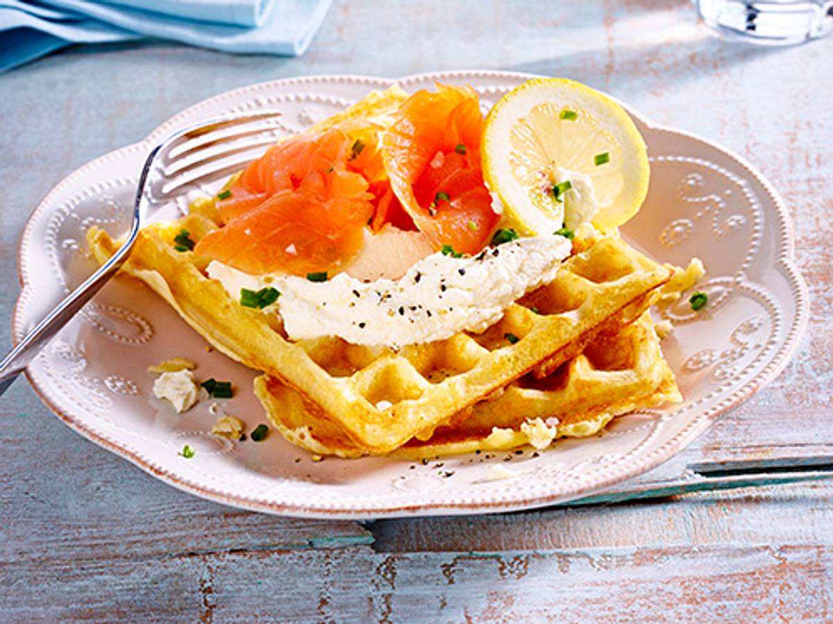 Nordische Waffeln mit Lachs  und Meerrettichcreme Rezept