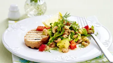 Nordseekrabben-Cocktail mit Avocado Rezept - Foto: LECKER @ Bauer Media Group