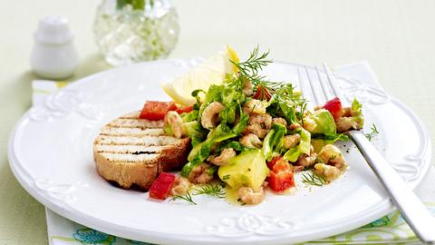 Nordseekrabben-Cocktail mit Avocado Rezept - Foto: House of Food / Bauer Food Experts KG