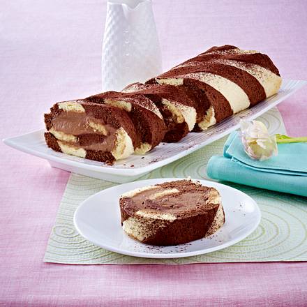 Nougat-Biskuitrolle Rezept Nougat-Biskuitrolle Rezept