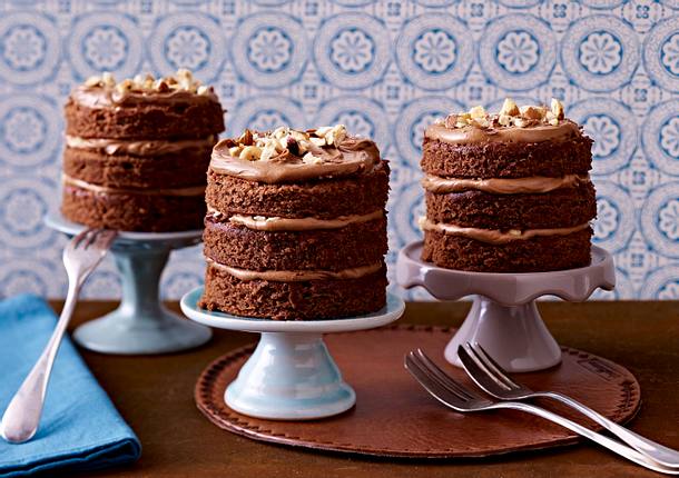 Nougat-Haselnuss-Törtchen Rezept Nougat-Haselnuss-Törtchen Rezept