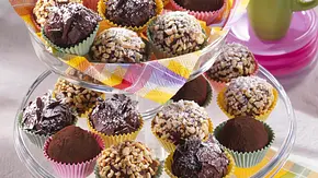 Nougat Rumkugeln Rezept - Foto: LECKER @ Bauer Media Group