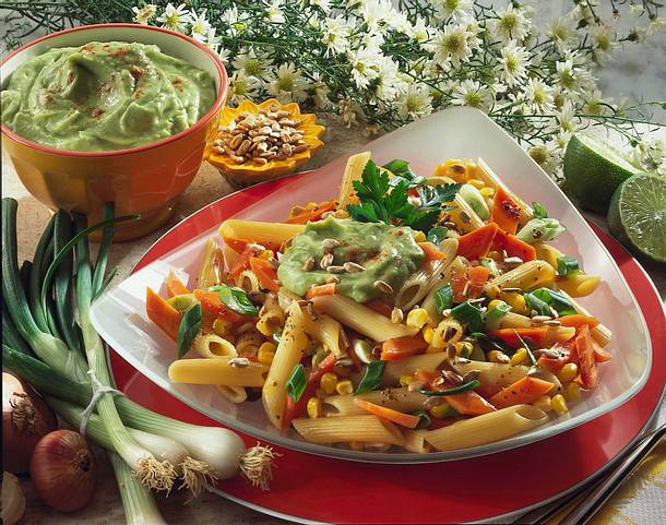 Nudel-Gemüsesalat Rezept