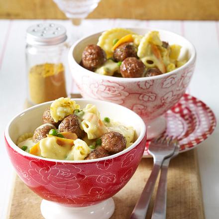 Nudel-Hackbällchen-Topf Rezept Nudel-Hackbällchen-Topf Rezept