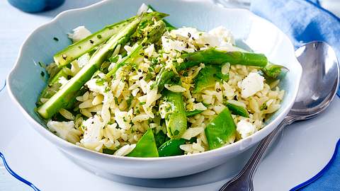 Nudel-Risotto mit Spargel und Mozzarella Rezept - Foto: House of Food / Bauer Food Experts KG