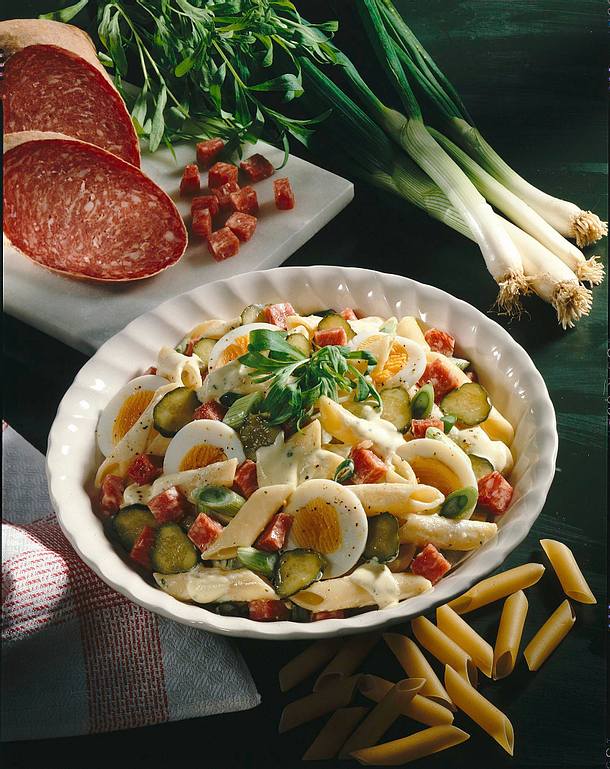 Nudel-Wurst-Salat Rezept | LECKER