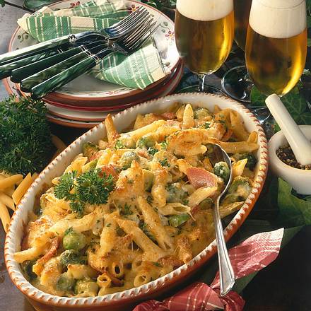 Nudelauflauf mit Rosenkohl Rezept Nudelauflauf mit Rosenkohl Rezept