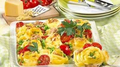 Nudelauflauf mit Thunfisch Rezept - Foto: House of Food / Bauer Food Experts KG