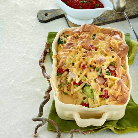 Nudelauflauf mit Tomatensoße Rezept Nudelauflauf mit Tomatensoße Rezept