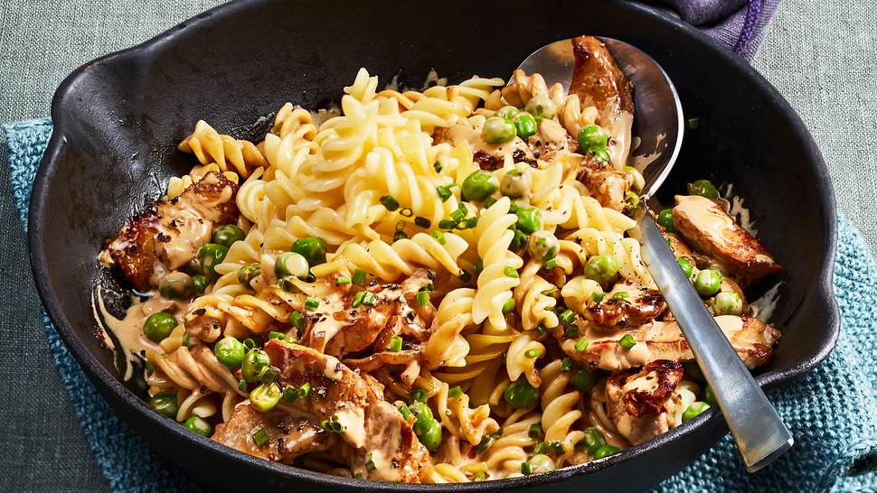 Nudelgerichte: Fixe Spirelli nach Jäger-Art - Foto: House of Food / Bauer Food Experts KG
