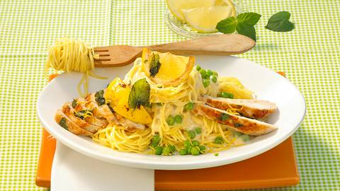 Nudeln in Zitronen-Minzsoße Rezept - Foto: Först, Thomas
