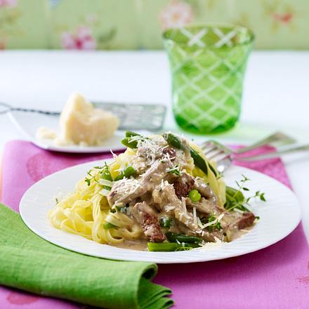 Nudeln mit Bohnen und Filetragout Rezept Nudeln mit Bohnen und Filetragout Rezept