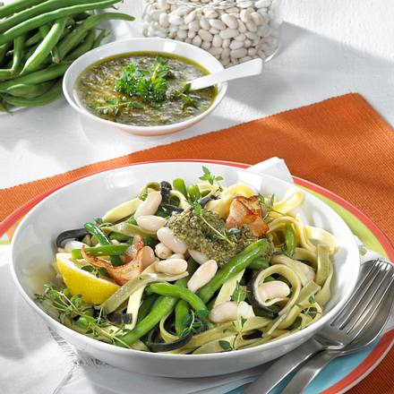Nudeln mit Bohnen und Pesto Rezept Nudeln mit Bohnen und Pesto Rezept