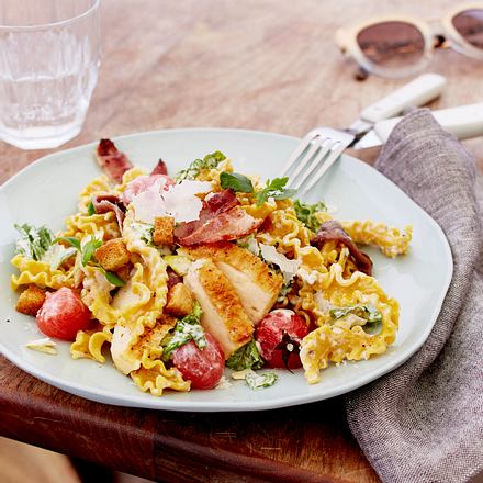 Nudeln mit Hähnchen und Speck Rezept