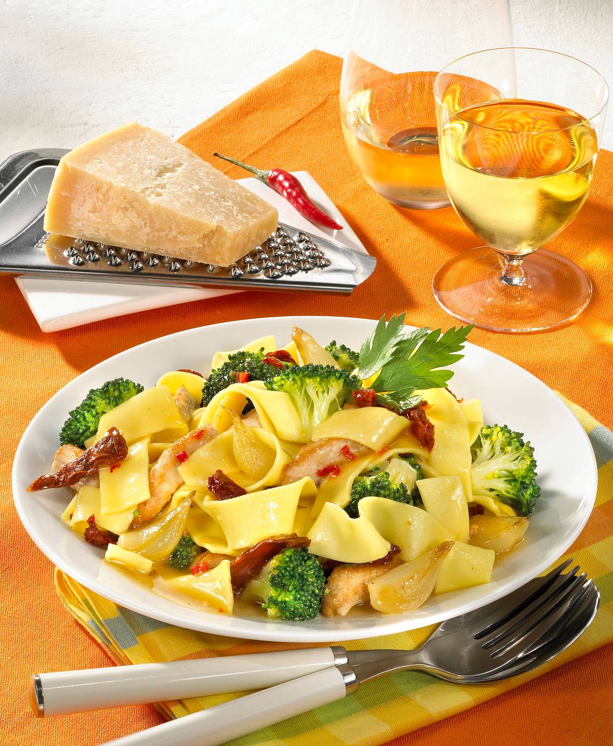 Nudeln mit Pute und Broccoli Rezept