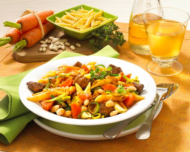 Nudeln mit Ragout Rezept Nudeln mit Ragout Rezept