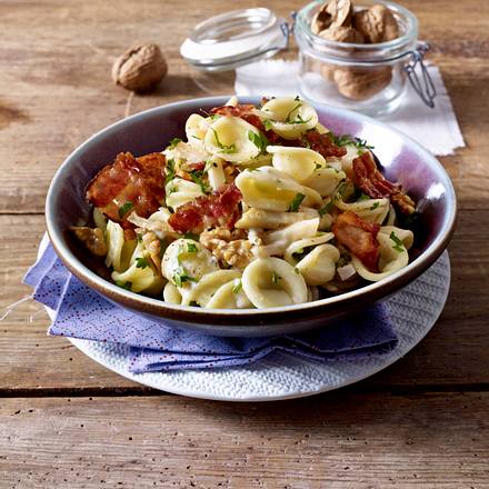 Nudeln mit Speck-Walnuss-Soße Rezept