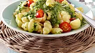 Nudeln mit Spinat-Käse-Soße Rezept - Foto: LECKER @ Bauer Media Group