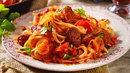 Nudelpfanne mit Chorizo Rezept - Foto: LECKER @ Bauer Media Group Nudelpfanne mit Chorizo Rezept - Foto: LECKER @ Bauer Media Group