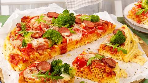 Nudelpizza - Foto: House of Food / Bauer Food Experts KG