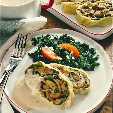 Nudelrolle mit Pilzfüllung Rezept