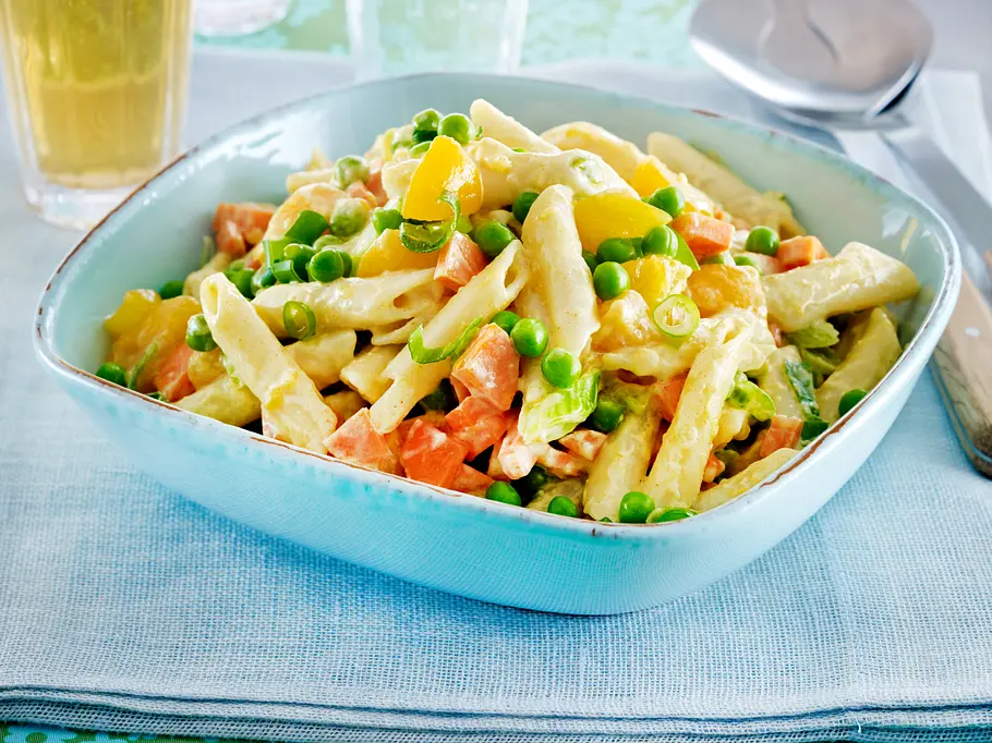 Nudelsalat mit Currymarinade Rezept Nudelsalat mit Currymarinade Rezept