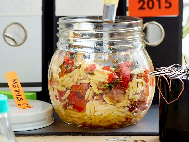 Nudelsalat mit Gemüse Rezept Nudelsalat mit Gemüse Rezept