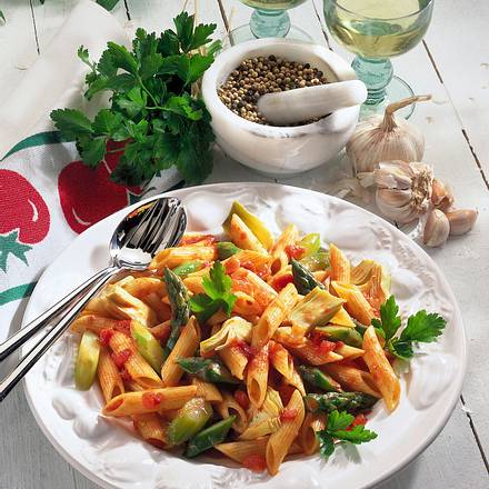 Nudelsalat mit grünem Spargel Rezept Nudelsalat mit grünem Spargel Rezept