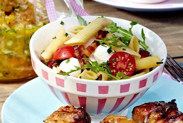 Nudelsalat mit Speckmarinade Rezept Nudelsalat mit Speckmarinade Rezept