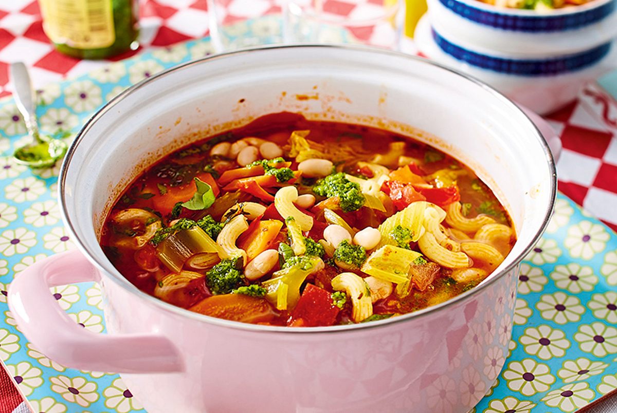 Nudelsuppe alla primavera Rezept