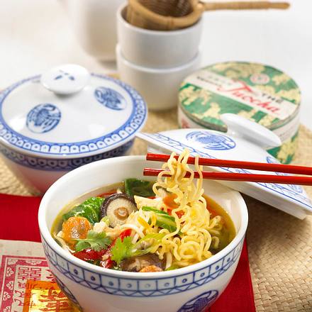 Nudelsuppe mit Huhn Rezept Nudelsuppe mit Huhn Rezept