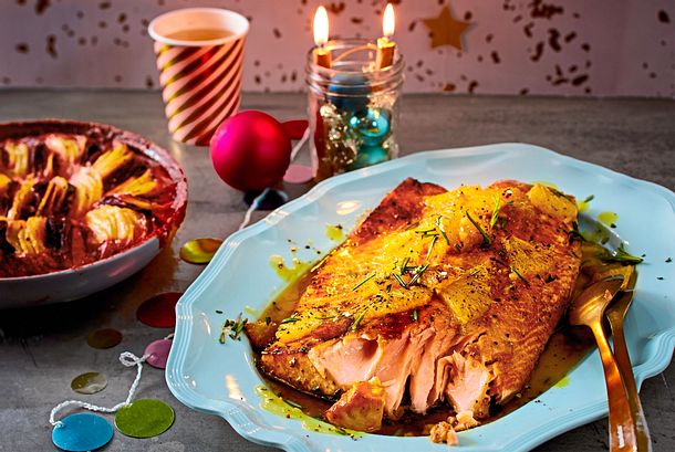 Nur-keinen-Stress-Lachs mit Rote-Bete-Kartoffel-Gratin Rezept Nur-keinen-Stress-Lachs mit Rote-Bete-Kartoffel-Gratin Rezept