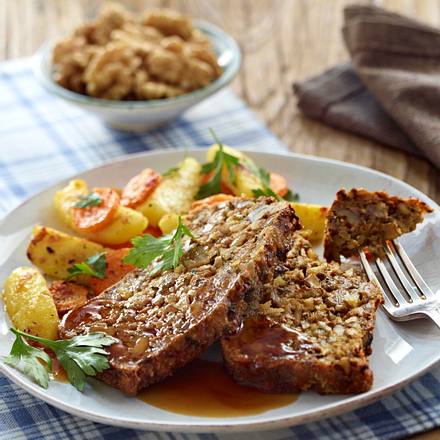 Nuss-Pilz-Braten mit brauner Veggie-Soße Rezept Nuss-Pilz-Braten mit brauner Veggie-Soße Rezept