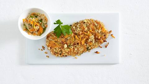 Nuss-Schnitzel Rezept - Foto: House of Food / Bauer Food Experts KG