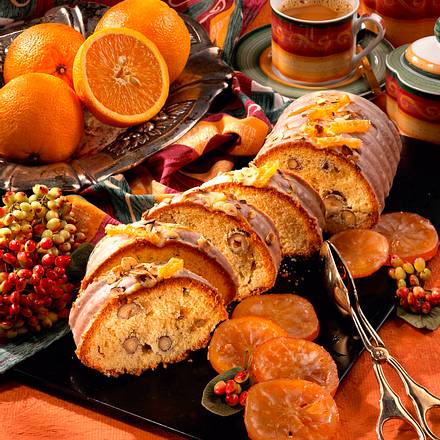 Nusskuchen mit kandierten Orangen Rezept