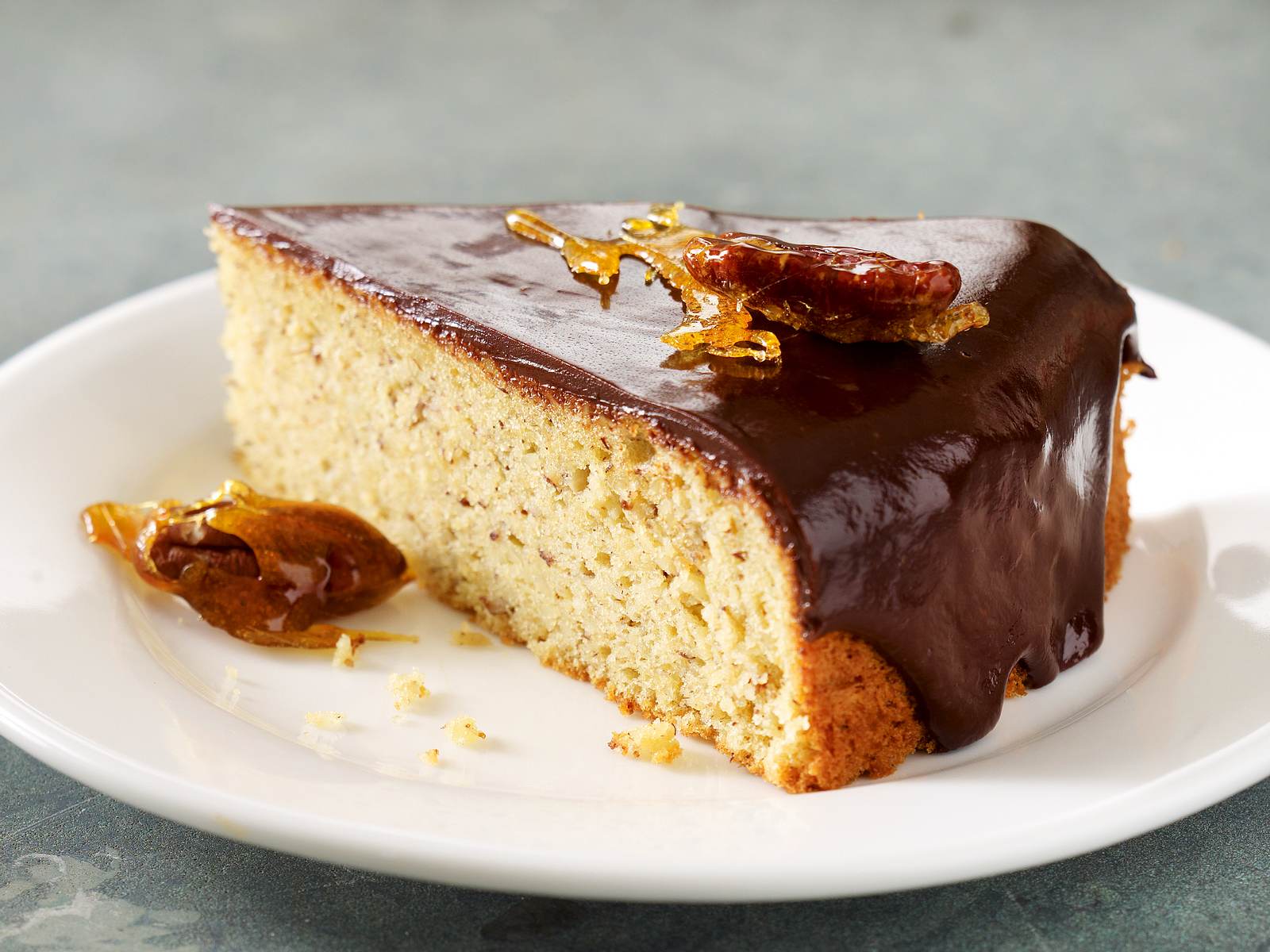 Saftiger Nusskuchen Ohne Mehl - So Einfach Geht's | LECKER