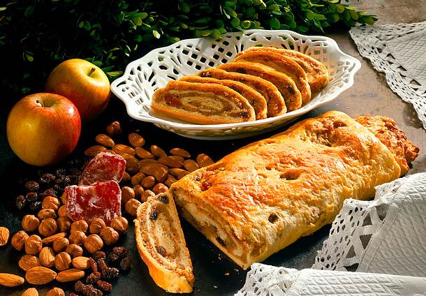 Nussstollen Rezept