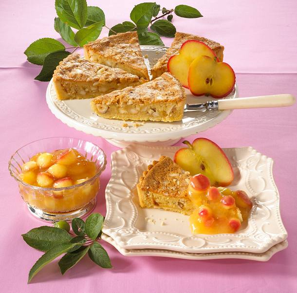 Nusstarte mit karamellisierten Cidre-Äpfeln Rezept Nusstarte mit karamellisierten Cidre-Äpfeln Rezept