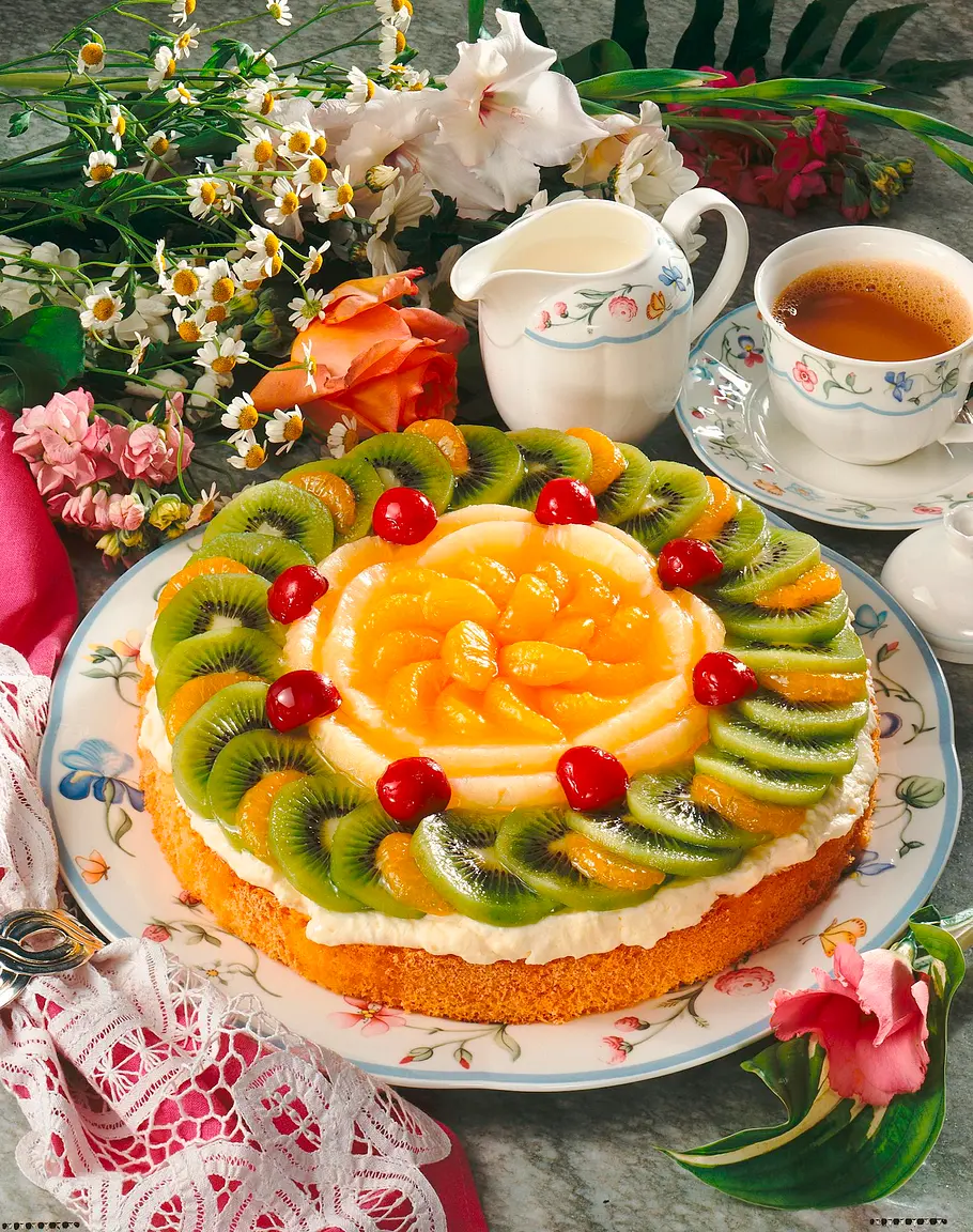 Obstboden mit Vanille-Sahne Rezept Obstboden mit Vanille-Sahne Rezept