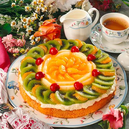 Obstboden mit Vanille-Sahne Rezept Obstboden mit Vanille-Sahne Rezept