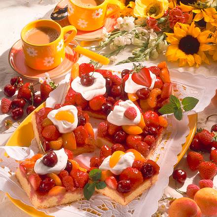 Obstkuchen vom Blech Rezept