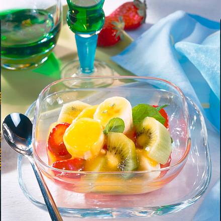 Obstsalat mit Mangosoße Rezept Obstsalat mit Mangosoße Rezept