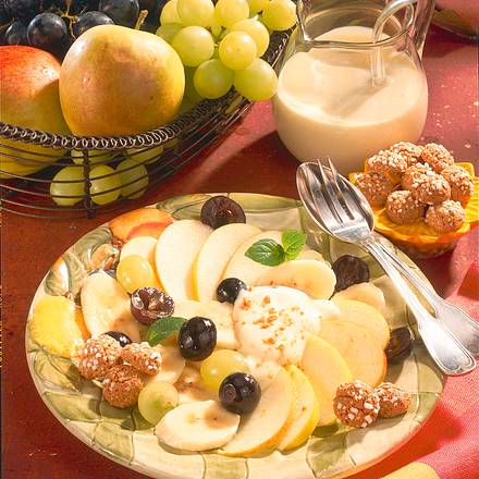 Obstsalat mit Vanillesoße Rezept Obstsalat mit Vanillesoße Rezept