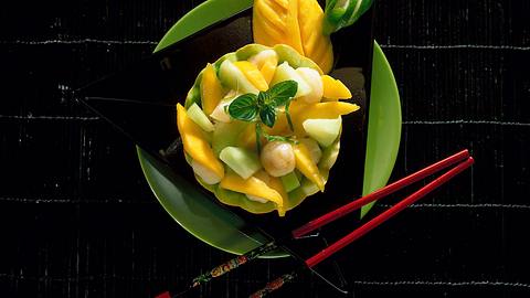 Obstsalat mit Wasserkastanien Rezept - Foto: Horn
