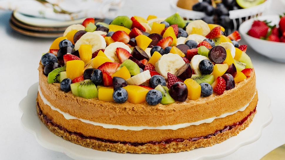 Obsttorte mit Pudding Rezept | LECKER